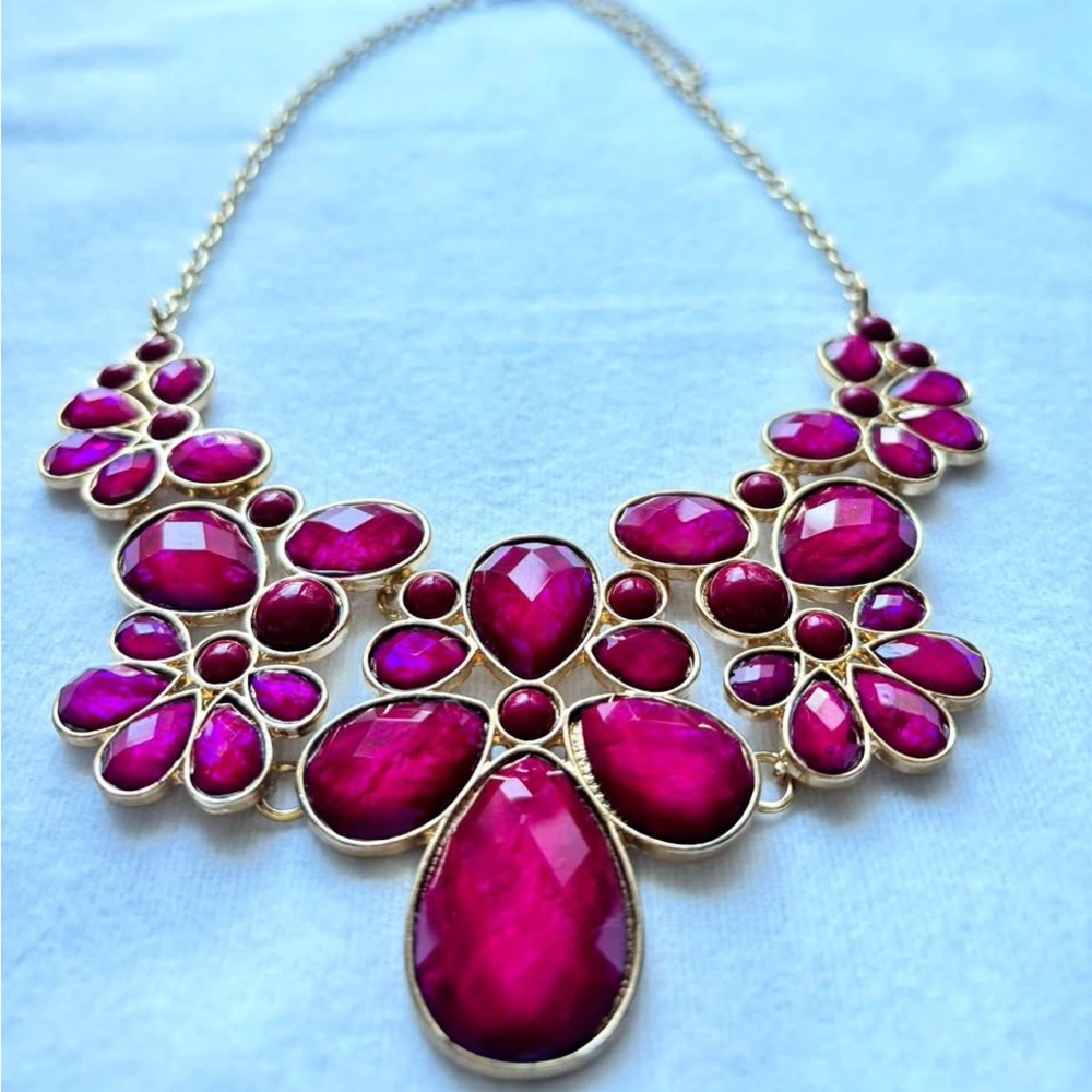 Glamorous Statement Necklace